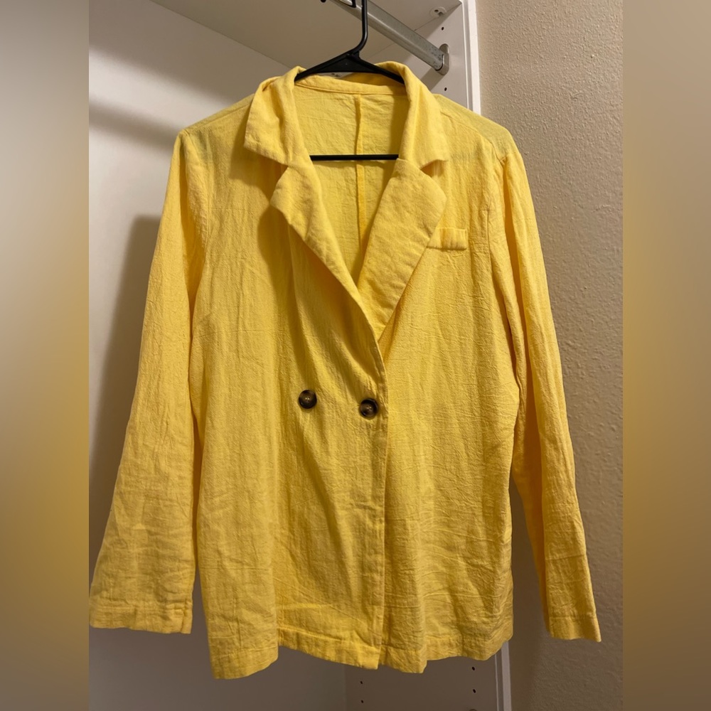 Yellow set - Shorts & Blazer